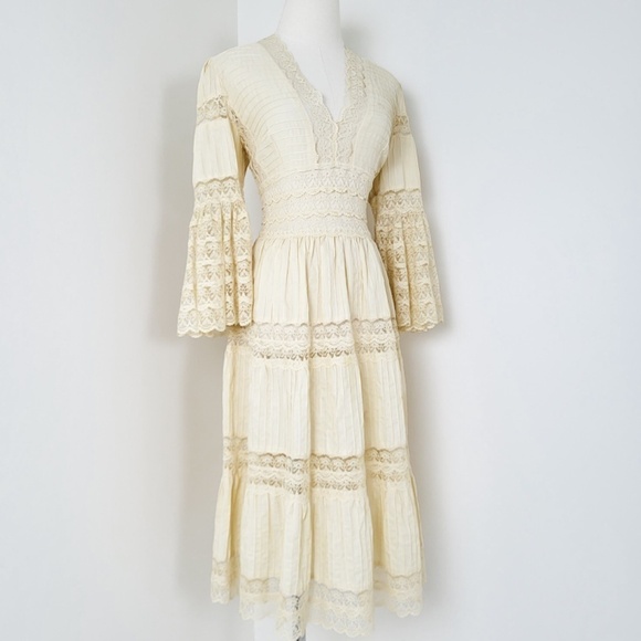 1970's Mexican Wedding Dress Cream Midi Long Sleeve Lace Pleats V-neck Tiered - Picture 9 of 16